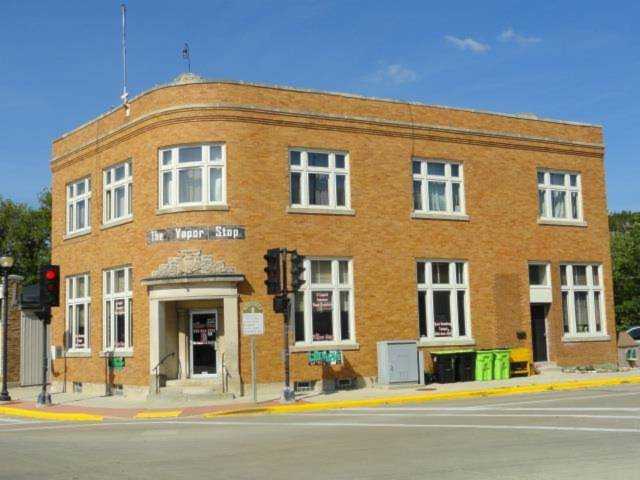 2 N Main St Mayville, WI 53050