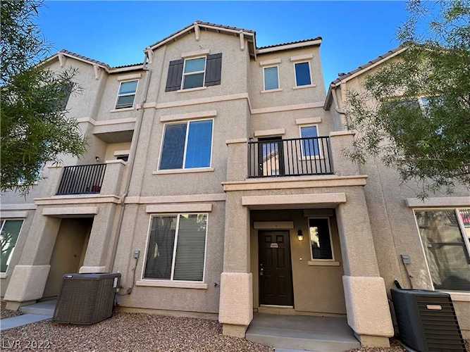 4604 Dover Straight St Las Vegas, NV 89115