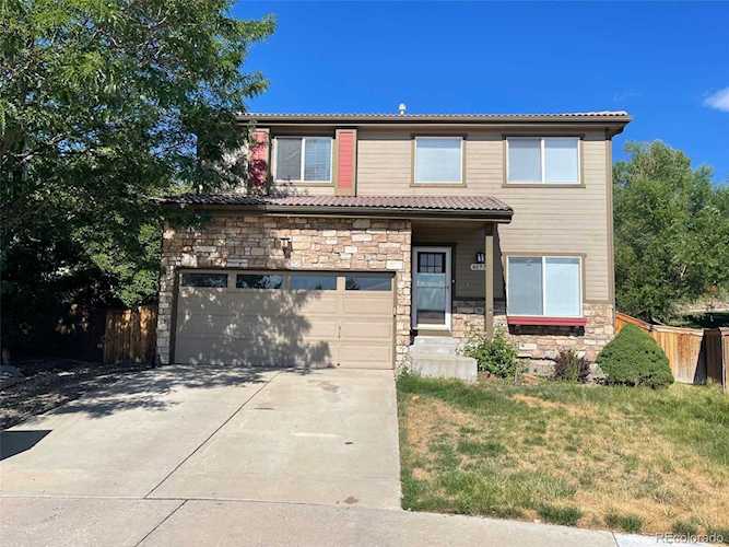 4697 Waldenwood Dr Highlands Ranch, CO 80130