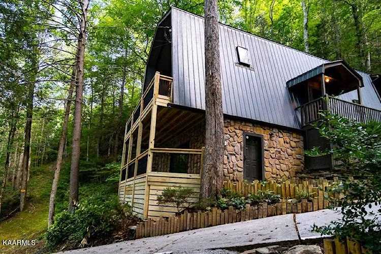 6237 Old Walland Hwy Walland, TN 37886