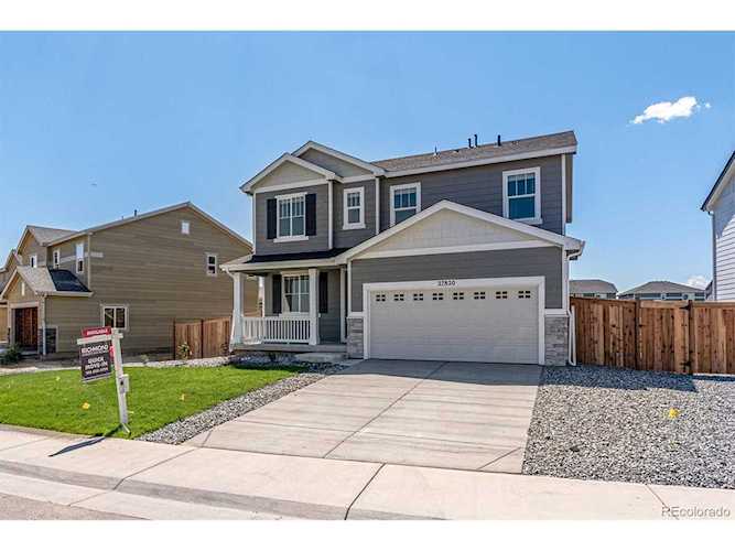 27820 E 10th Dr Aurora, CO 80018