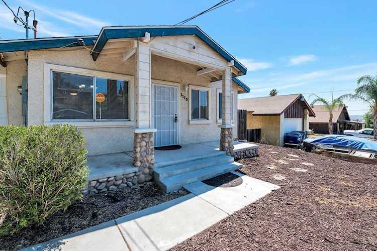 1113 La Presa Spring Valley, CA 91977
