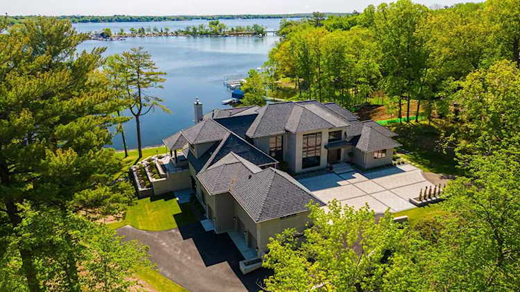 980 Heritage Lane Orono, MN 55391