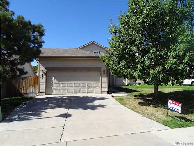 8321 Clayton Ct Thornton, CO 80229