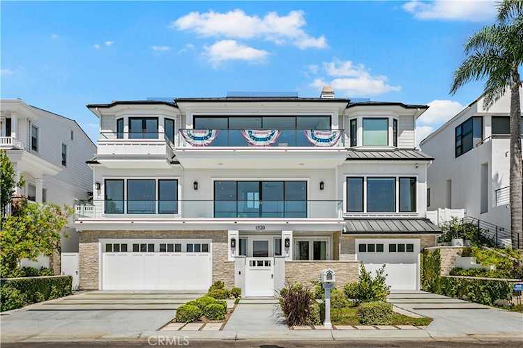1520 Kings Rd Newport Beach, CA 92663
