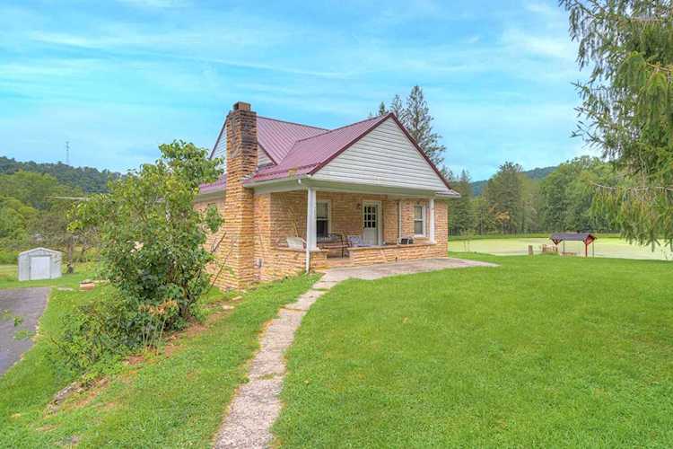 7886 State Hwy 3 Talcott, WV 24981