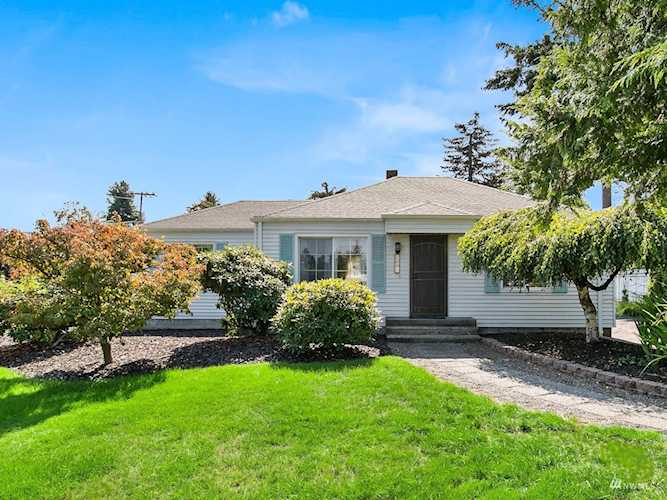 205 SW 131st St Burien, WA 98146