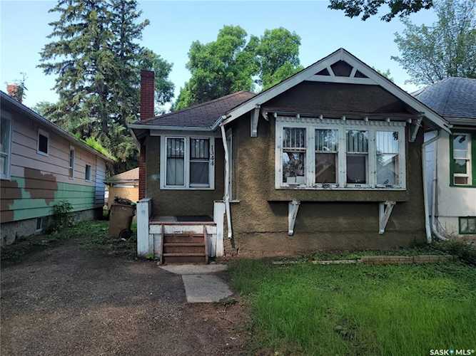 1344 Garnet St Regina, SK S4T 2Y3