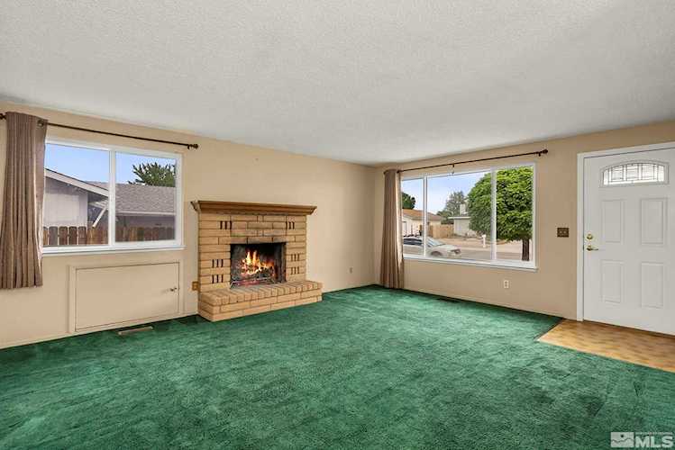 3358 Vista Grande Carson City, NV 89705
