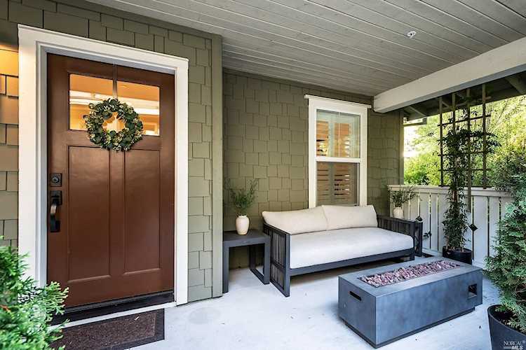 1425 Casa Buena Drive #108 Corte Madera, CA 94925