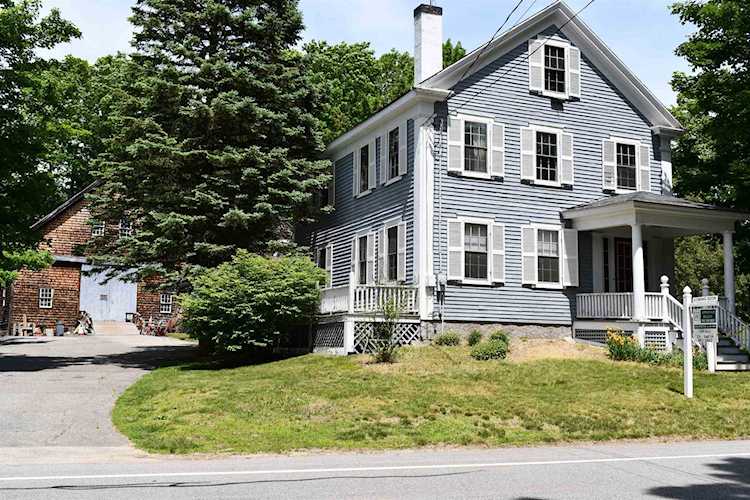 50 Hampton Rd Exeter, NH 03833