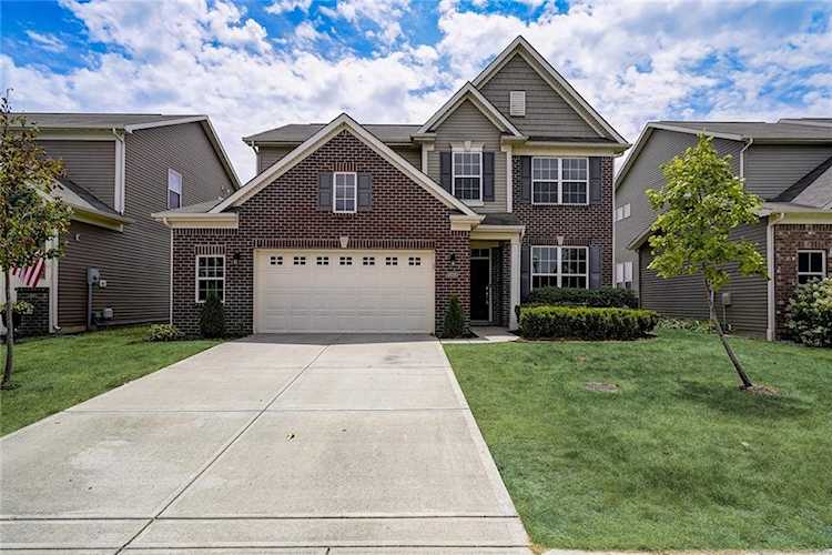 10729 Glenwyck Place Noblesville, IN 46060