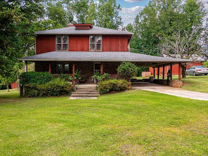 175 Rock Ridge Rd Campobello, SC 29322