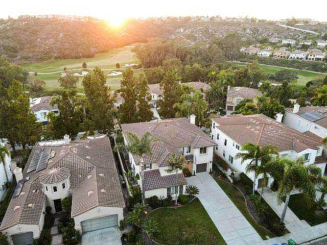 6759 Follette Street Carlsbad, CA 92011