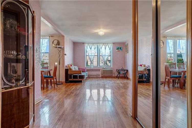1580 E 18th St #5D Brooklyn, NY 11230