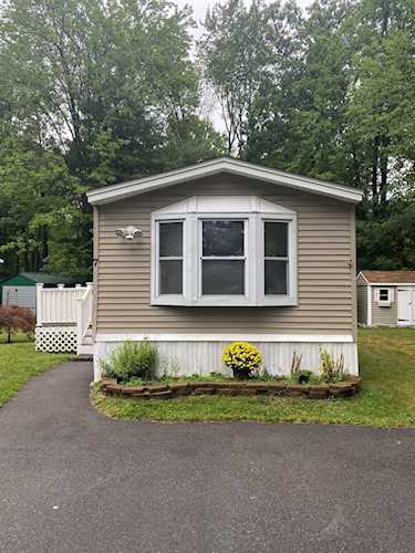 7 Alice Dr Concord, NH 03303