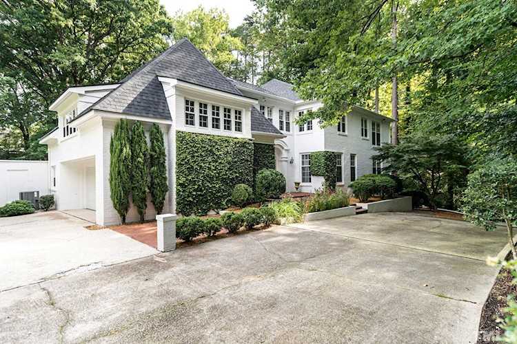 3512 Williamsborough Court Raleigh, NC 27609