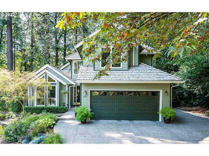 10801 SW Creightonwood Portland, OR 97219