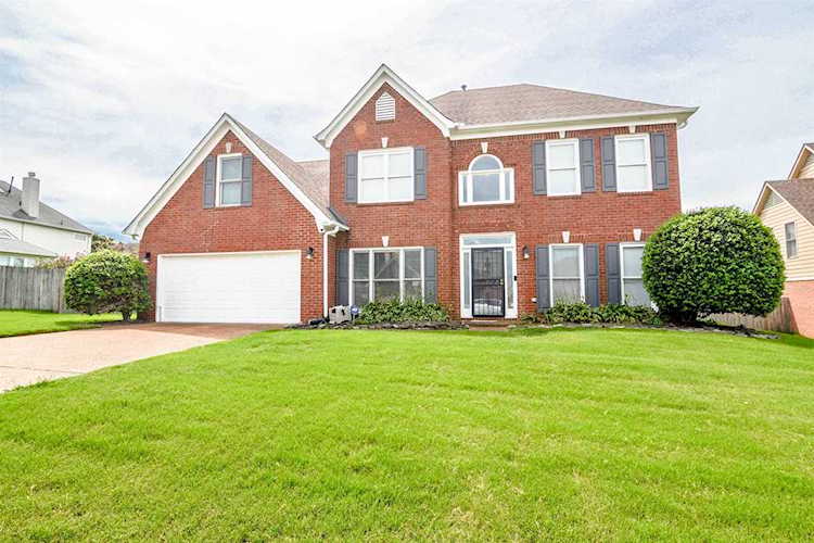 7511 Cordova Club Dr Cordova, TN 38018