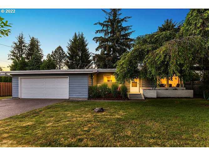 Buy, sell, or invest in property with Donna Roberts Group. Professional real estate services in Camas, WA & surrounding counties as well as Portland, OR Photo 1