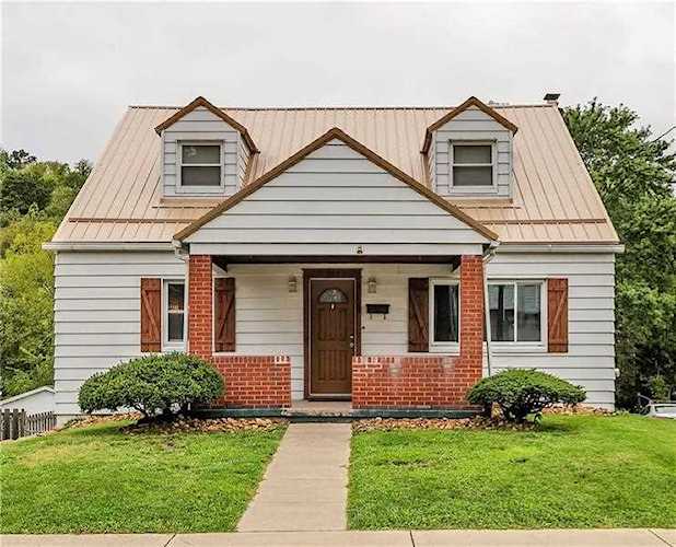 309 Sloan Avenue Jeannette Westmoreland PA 15644 $150,000 Photo 1