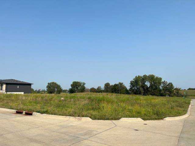 Lot 14 Blue Wing First Addition Waterloo IA 50701 | lot for sale | MLS#:20224286 Photo 1