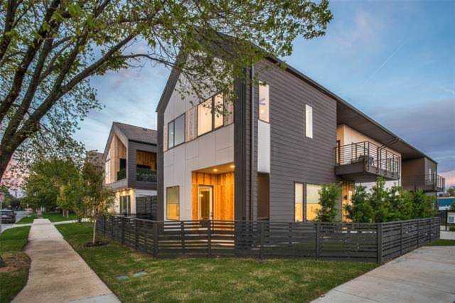 210 S Polk Street Dallas, TX 75208