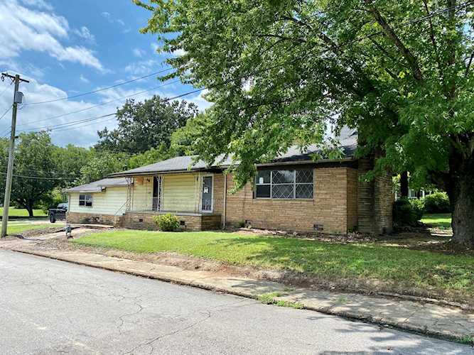 801 W Main St Clarksville, AR 72830