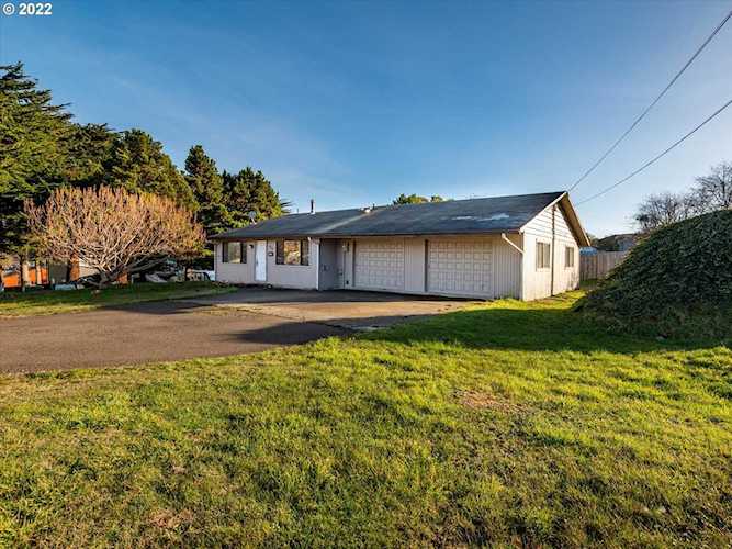 450 Delaware Bandon, OR 97411