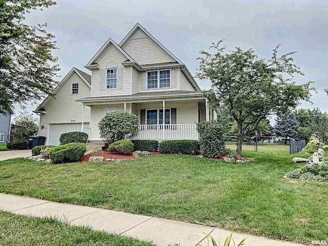 4046 Spartina Ct Bettendorf, IA 52722