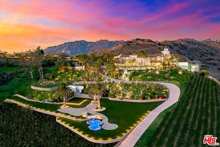 10502 Yellow Hill Rd Malibu, CA 90265