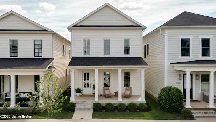 6423 Passionflower Dr Prospect, KY 40059