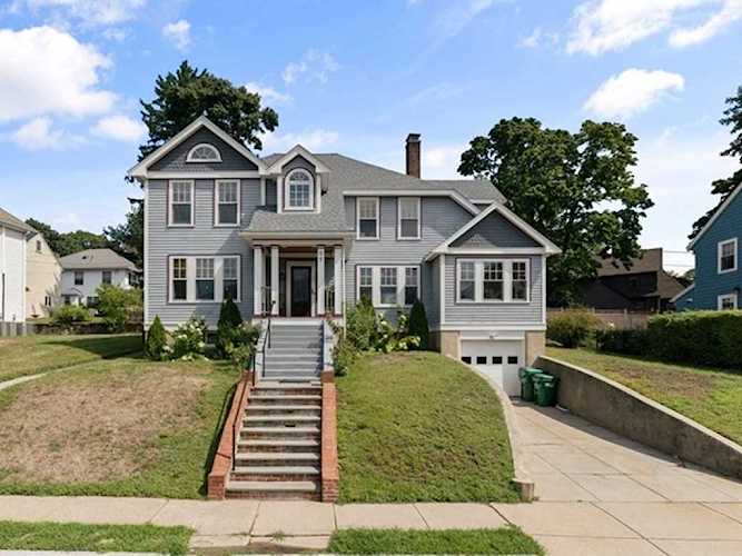 99 Traincroft Medford, MA 02155