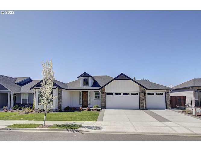 2904 NE 4th Battle Ground, WA 98604