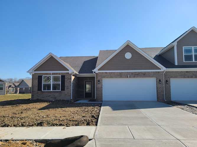 1660 Hedley Way W Avon, IN 46123