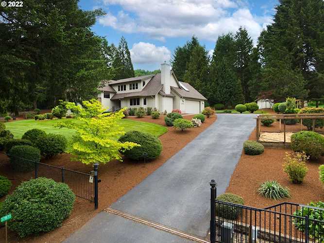 37870 Shenandoah LOOP Springfield, OR 97478 | MLS 22155214 Photo 1