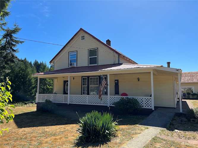 215 Ferguson Rd Castle Rock, WA 98611