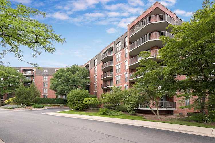 511 Aurora Ave #309 Naperville, IL 60540