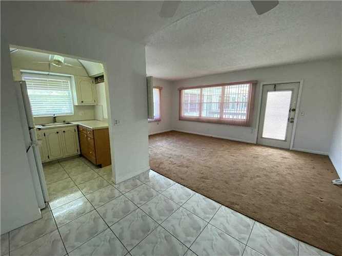 176 Westbury J #176 Deerfield Beach, FL 33442