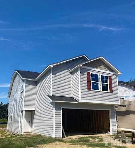 401 A N Lincoln Street Benson, NC 27504
