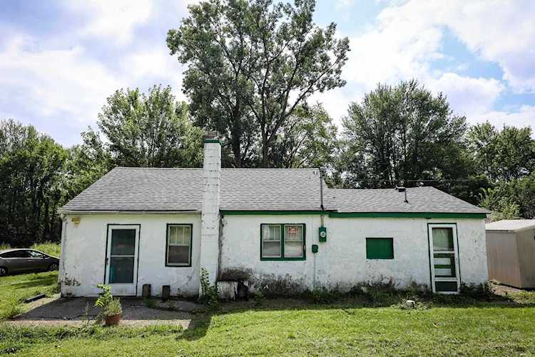 13611 Pawnee Drive Fort Wayne, IN 46818 | MLS 202237805 Photo 1