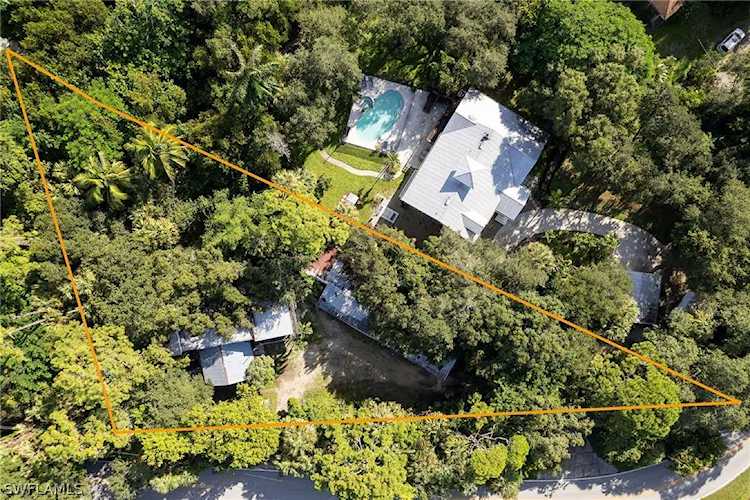 3535 North Rd Naples, FL 34104