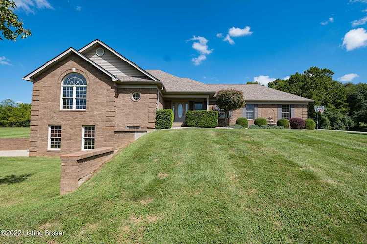 745 Yoder Tipton Rd Taylorsville, KY 40071