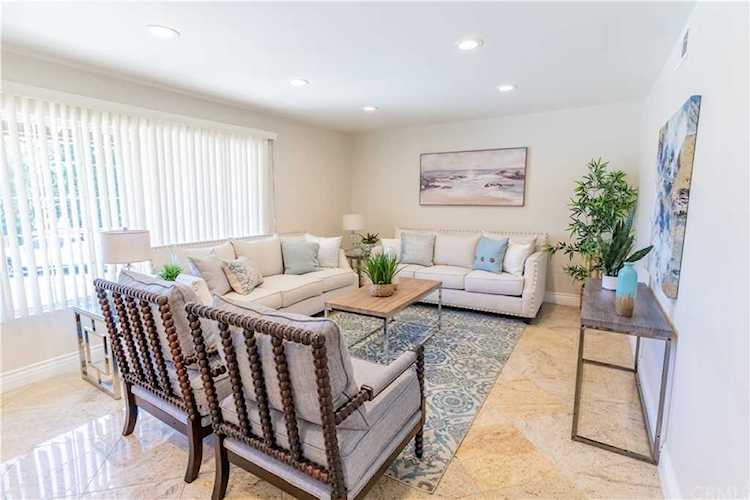 2731 Franklin St La Crescenta, CA 91214