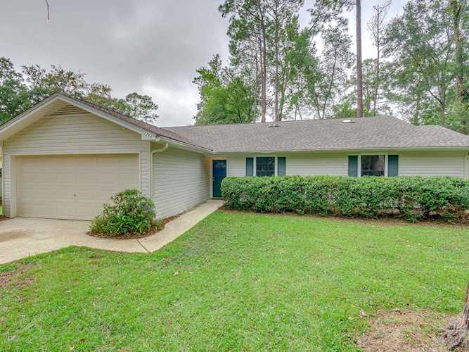 3369 Lucky Debonair Trl Tallahassee, FL 32309