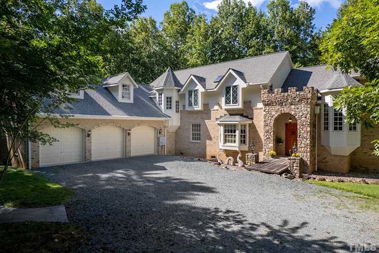 1607 Cates Hickory Hill Lane Hillsborough, NC 27278