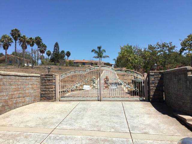 4592 Sleeping Indian Road Fallbrook, CA 92028