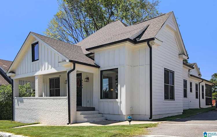 4244 S 2nd Avenue Birmingham, AL 35222