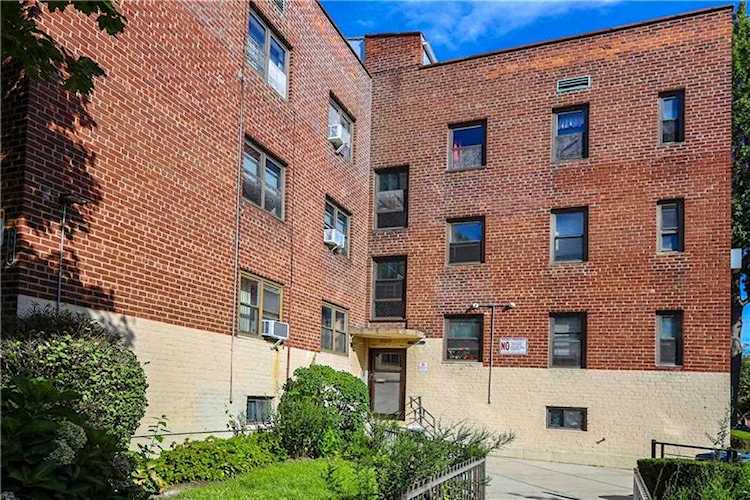 8909 Bay 16th St #3D Brooklyn, NY 11214
