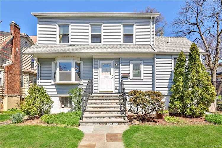 3 Marquand Place Pelham, NY 10803